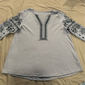 Soft surrounding blouse